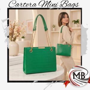 Cartera mini bag para mujer cuero ecologico textura croco cocodrilo verde esmeralda asas combinadas con cadena dorada aplique superior metalico marroquinería accesorios de moda femenina regalería venta mayorista MB Comercializa.