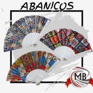 Abanicos de mano con diseños estampados coloridos y estructura resistente. Distribución de accesorios de moda y regalería al por mayor en toda Argentina a través de MB Comercializa.