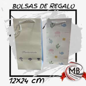 "Bolsas de regalo de cartón 12x24 cm con diseños infantiles y cordón. Venta mayorista de packaging decorativo en Argentina para regalerías y locales comerciales por MB Comercializa."