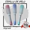 Cepillos de pelo rectangulares con diseño degrade en tonos pastel y cerdas con puntas protectoras. Distribuidora de artículos de perfumería al por mayor en toda Argentina a través de MB Comercializa.