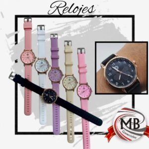 Relojes femeninos de diseño minimalista por mayor en Argentina. MB Comercializa: modelos con malla de silicona texturizada, caja con acabado rose gold y cuadrante limpio en colores pastel, lila y negro. Venta mayorista con precios de fábrica y despacho rápido.