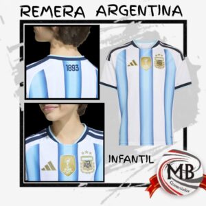 Prenda deportiva infantil con bastones celestes y blancos diseño nacional comercializada por mayor en Argentina a traves de Mb Comercializa.