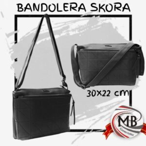 Bandolera urbana negra acolchada 30x22 cm. Venta mayorista de marroquinería y bolsos en Argentina por MB Comercializa.