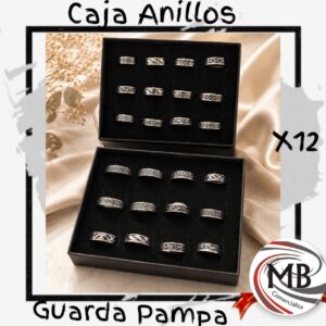 Caja de anillos de acero quirurgico guarda pampa por mayor x12, set de alianzas grabadas con diseño autoctono tradicional en joyerias y regalerias con despacho en 24 horas por Correo Argentino en mbcomercializa.com.ar.