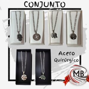 Conjuntos de acero quirúrgico con cadena, dije surtido y estuche de presentación en MB Comercializa. Distribuidor directo de bijouterie con despacho rápido en 24 horas y precios directos mayoristas a toda Argentina vía Correo Argentino.