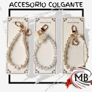 Accesorio colgante strap para celular bolso llave de perlas sinteticas y cuentas transparentes con mosqueton dorado dijes de mariposa y corazon bijouterie accesorios de moda venta mayorista MB Comercializa.
