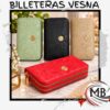 Billetera para dama vesna grabado floral relieve doble cierre perimetral ecocuero aplique dorado compartimentos organizadores marroquineria accesorios de moda regalo venta mayorista MB Comercializa.